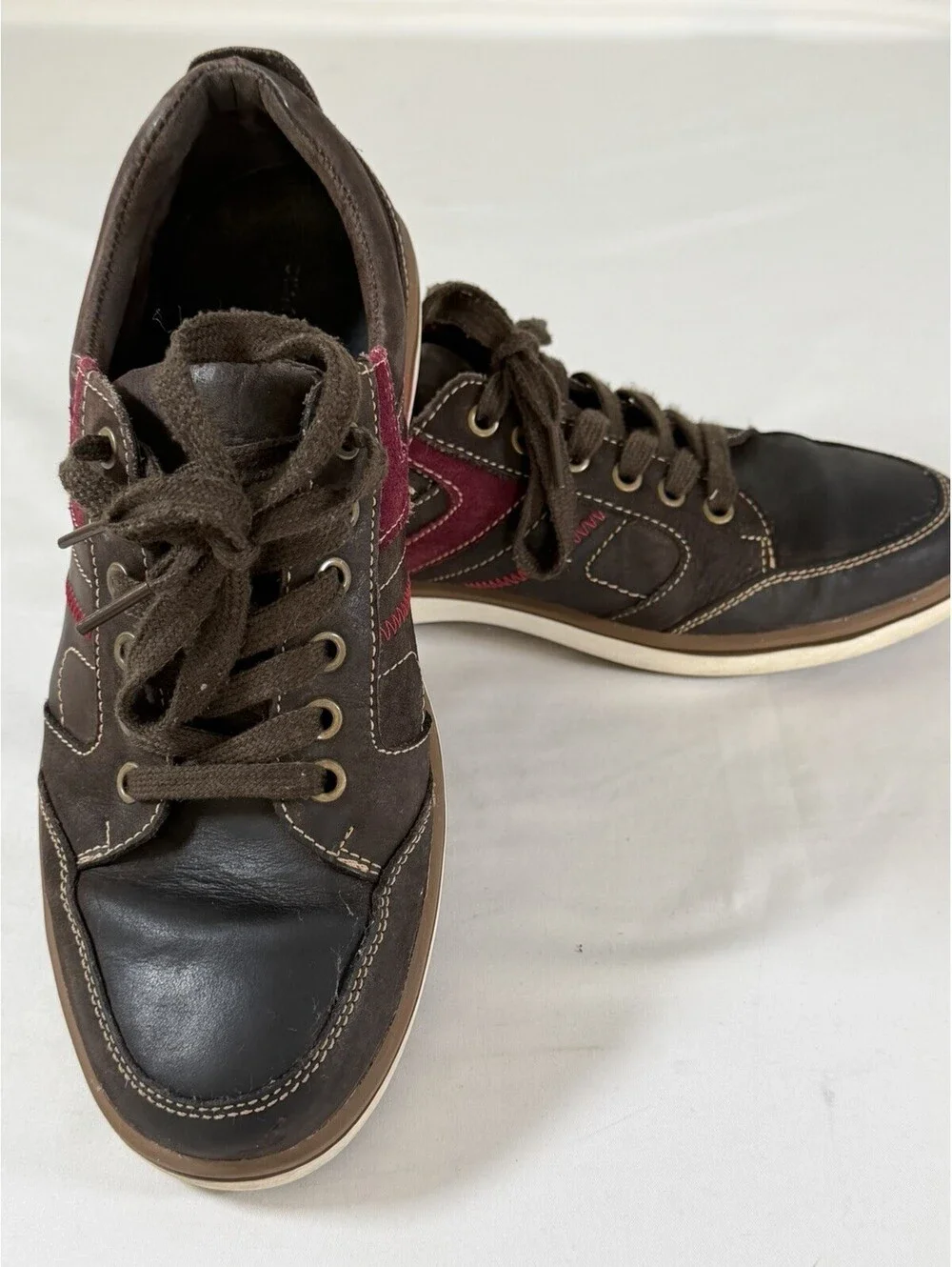 Pierre Cardin Brown Leather Sneakers with Red Accent 9.5